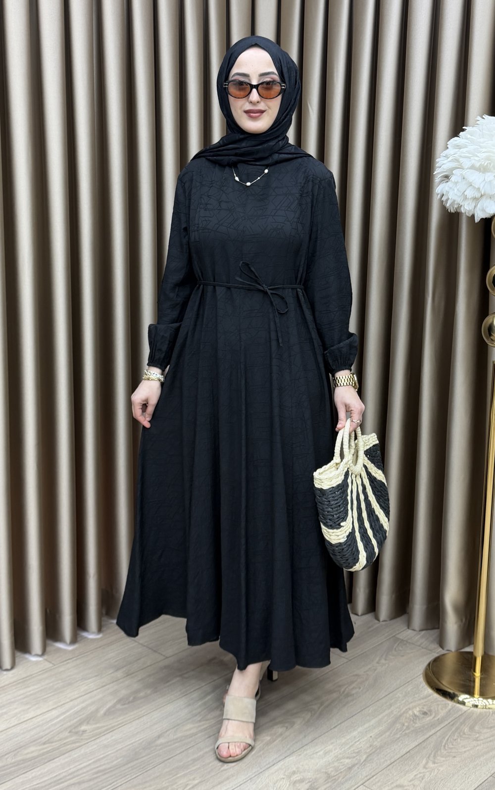 Kamelya Elbise Siyah — Siyah